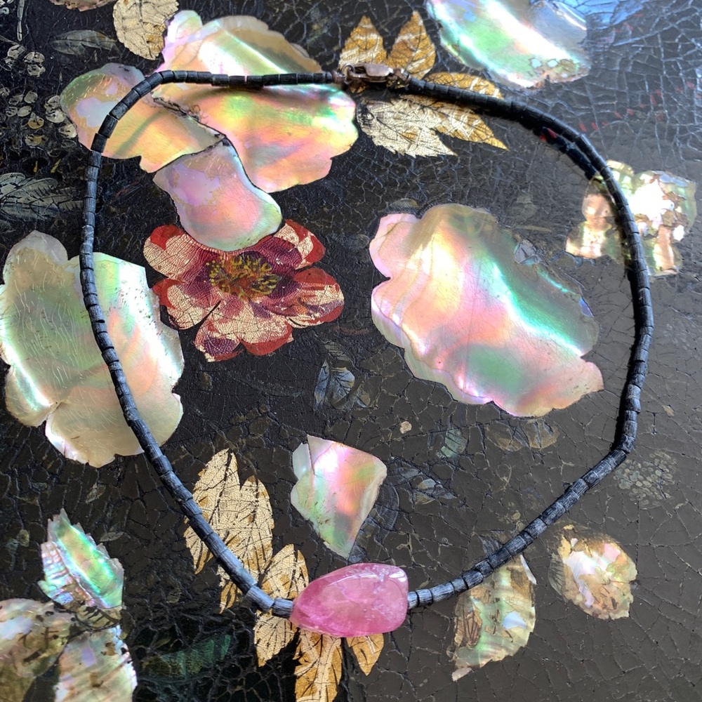 Authentic Raw Pink TOURMALINE Necklace Stamped STERLING SILVER 💕Circa 1970’s💕